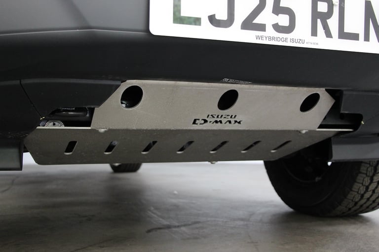 2025 Isuzu D-Max TD Utility Diff Lock Extended Cab 4x4 [205] (FREE MAINLAND UK DELIVERY !!) Pick ...