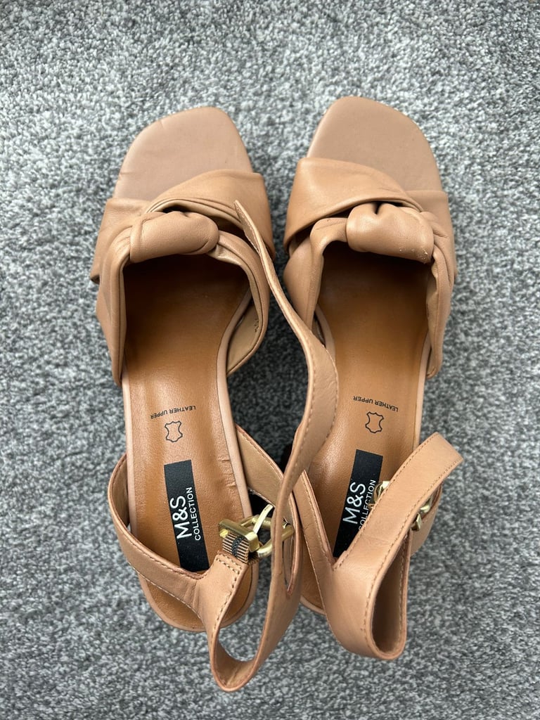 image for M&S leather heels - size 7 (NEW)
