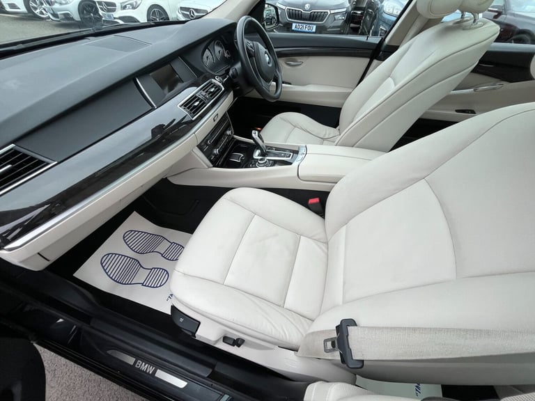 2013 BMW 5 Series 520d SE 5dr Step Auto [Business Media] HATCHBACK Diesel Automatic
