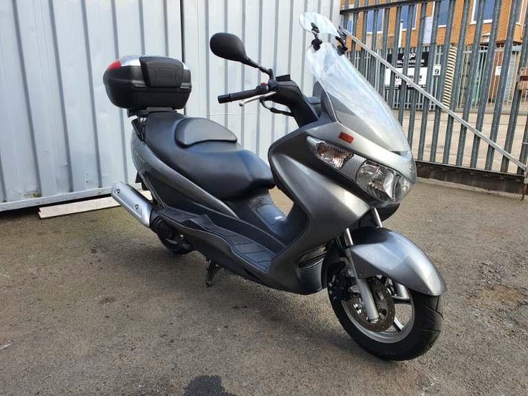 Suzuki UH200 K8 Burgman 'Only 5032 Miles' Full History