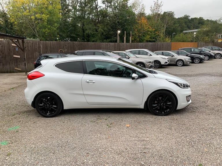 2016 Kia Pro Ceed 1.6 CRDi SE EcoDynamics 3dr HATCHBACK DIESEL Manual