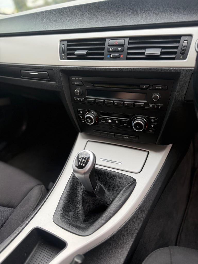 BMW, 3 SERIES, Estate, 2010, Manual, 1995 (cc), 5 doors
