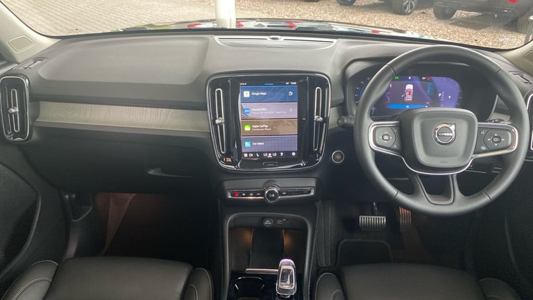 2024 Volvo XC40 2.0 B3P Ultra Dark 5dr Auto ESTATE PETROL Automatic