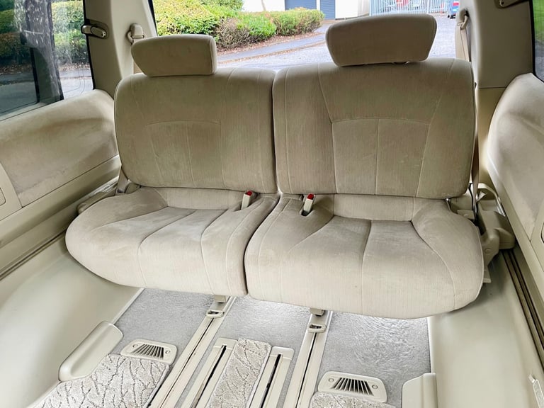 2016 Nissan Elgrand HIGHWAY STAR 3.5 V6 4WD PETROL MPV TWIN SUNROOF  MPV PETROL Automatic