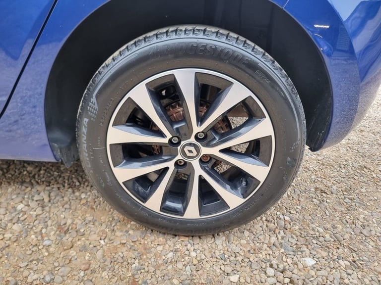 2020 Renault Clio 1.0 TCe Iconic Hatchback 5dr Petrol Manual Euro 6 (s/s) (100 ps) Hatchback Petr...