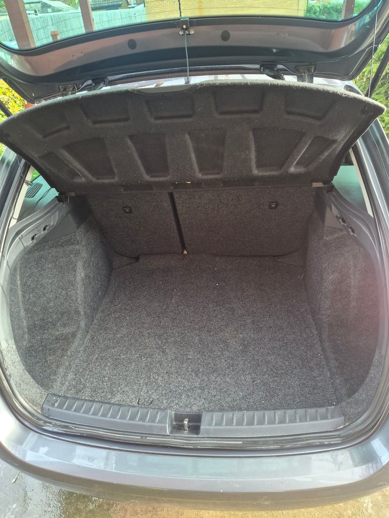 Seat, IBIZA, Estate, 2012, Manual, 1598 (cc), 5 doors