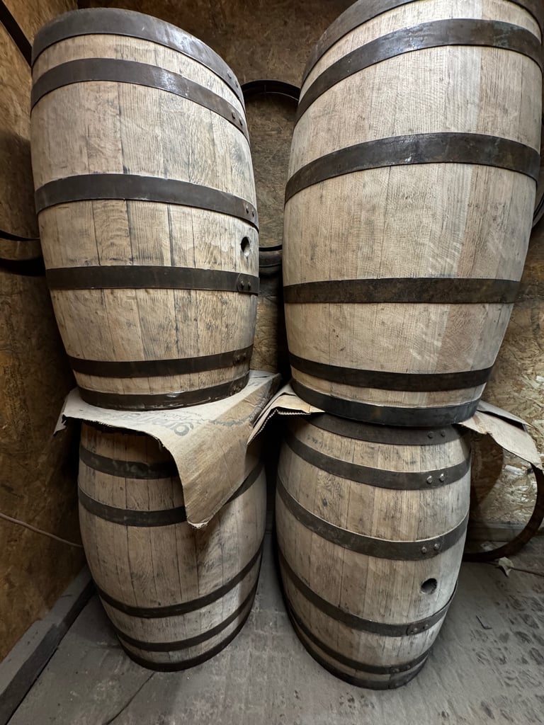 image for Whiskey oak barrel