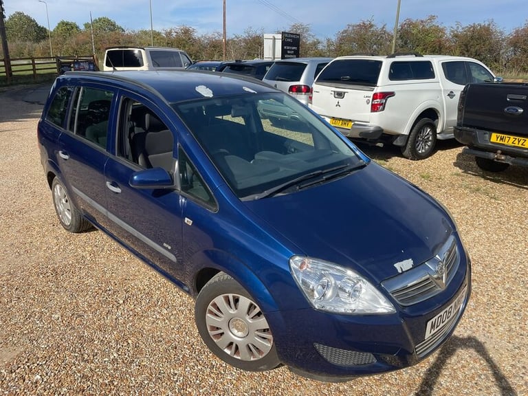 image for  Vauxhall Zafira 1.6 Zafira LIFE 5dr MPV Petrol Manual