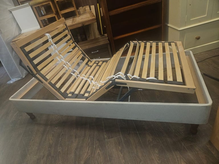 image for Craftmatic single bed with new mattress 