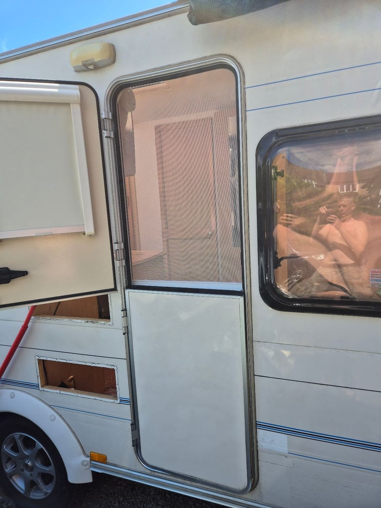 Main door fly nets for camper, caravan, motorhome or boat.