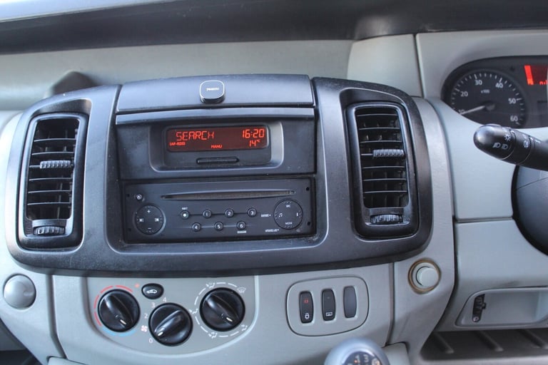 2006 Nissan Primastar SE 2900 LWB DCI SHR Panel Van Diesel Manual