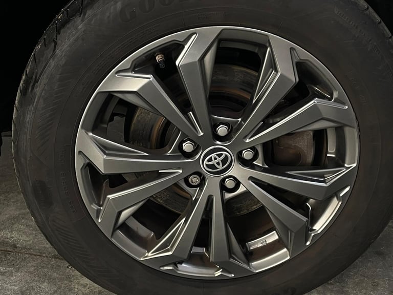 2022 Toyota RAV4 2.5 VVT-h Design CVT Euro 6 (s/s) 5dr ESTATE Petrol/Electric Hybrid Automatic