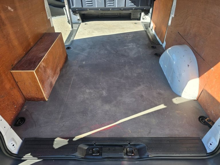 2021 Mercedes-Benz Vito 2.0 116 CDI Progressive XLWB Van, 79,239 miles, 1 owner, full service his...