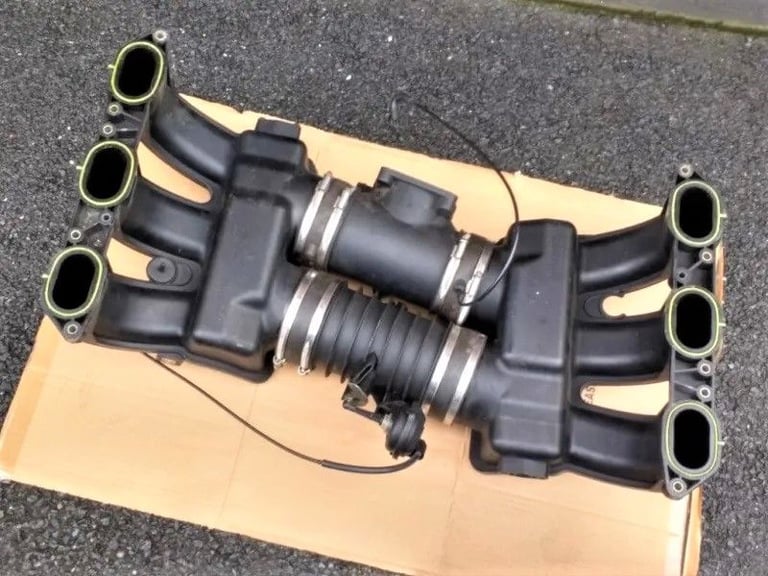 PORSCHE 911 996 3.6L ENGINE INLET MANIFOLDS 97-05 PARTS SPARES