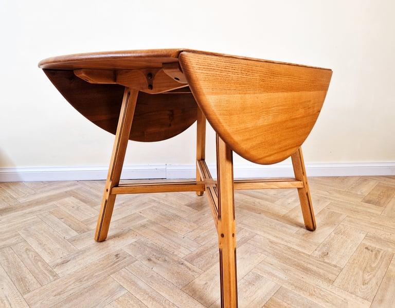 Ercol Vintage Mid Century Solid Elm Danish Design Extending drop Leaf Dining Table BL682
