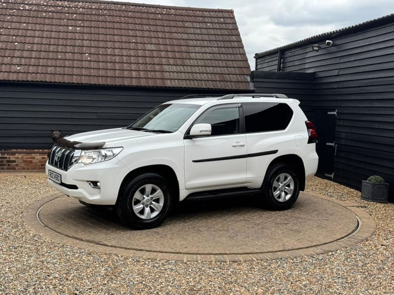 2022 Toyota Land Cruiser 2.8D Active SUV 3dr Diesel Auto 4WD Euro 6 (s/s) (204 ps) ESTATE Diesel ...