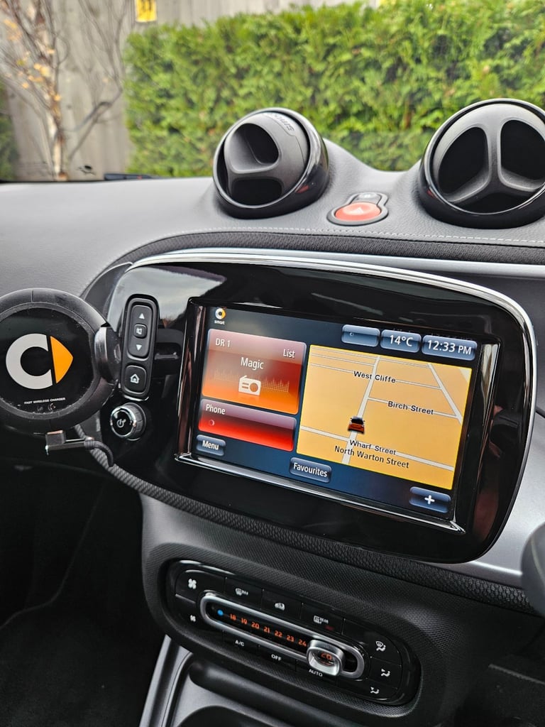 Smart forfour Brabus Xclusive 0.9 Twinamic Euro 6 5dr Hatchback Automatic Petrol,