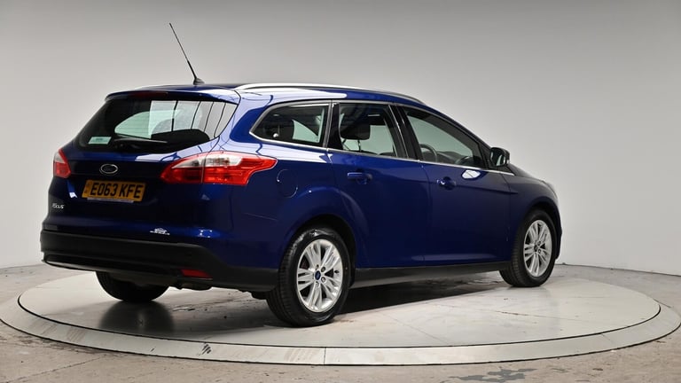 2013 Ford Focus 1.6 Titanium Navigator Powershift Euro 5 5dr ESTATE Petrol Automatic