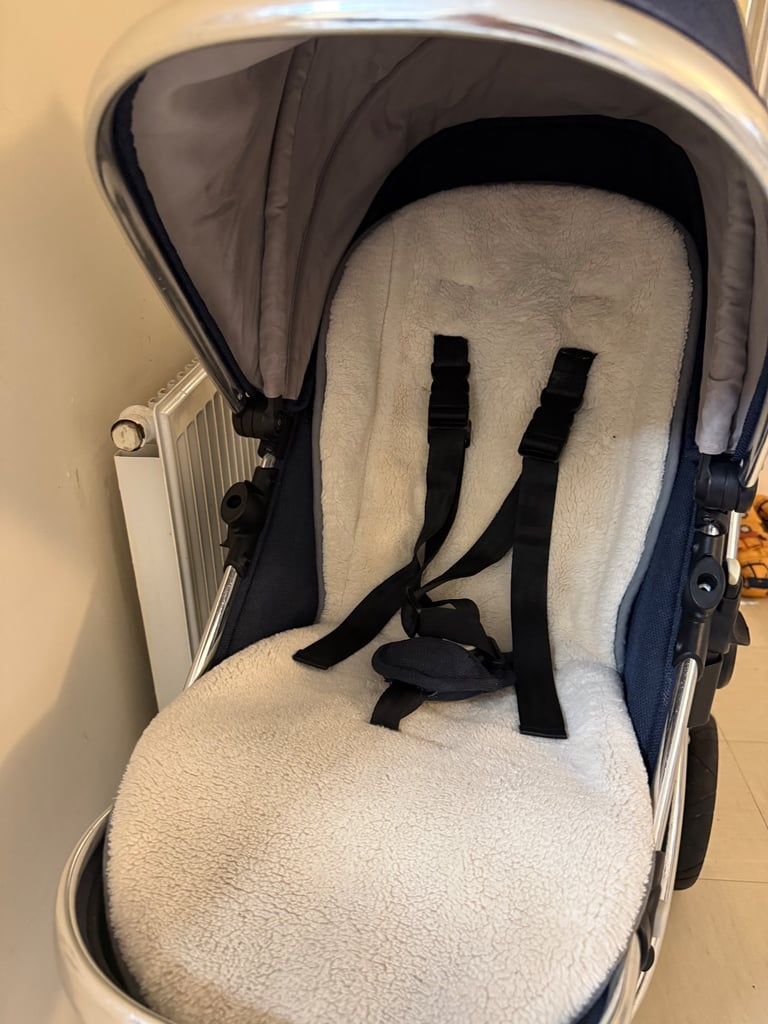 Egg double pram  need gone asap
