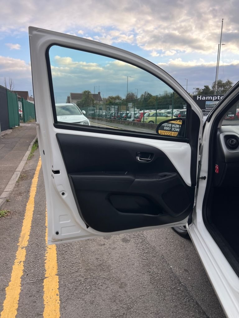2018 Citroen C1 1.2 PureTech Flair 5dr HATCHBACK PETROL Manual