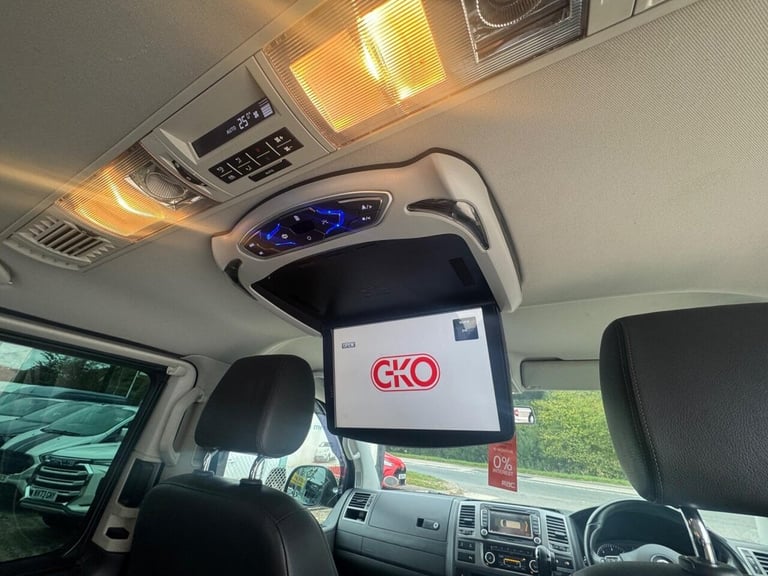 2015 Volkswagen Caravelle 2.0 BiTDI BlueMotion Tech SE DSG Euro 5 (s/s) 5dr MPV Diesel Automatic