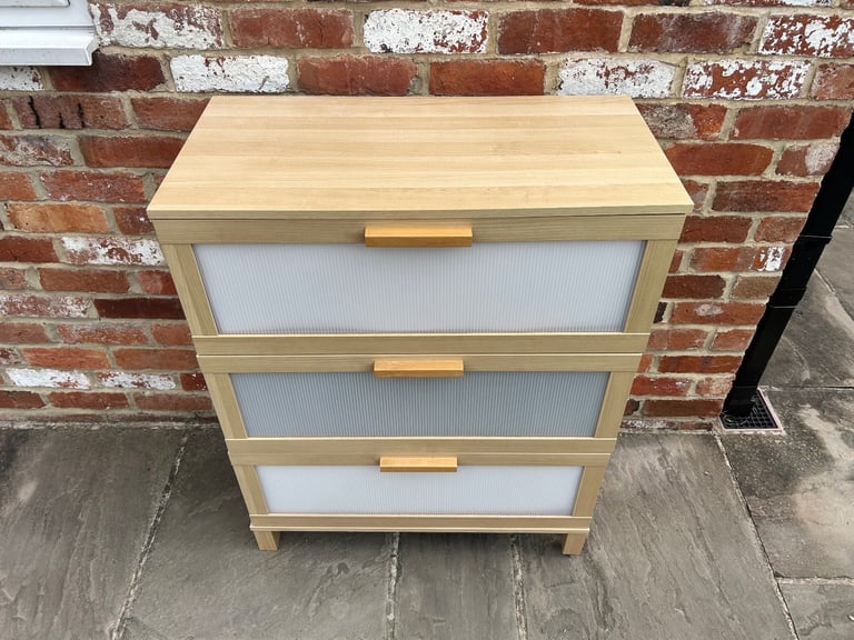 IKEA Chest of Drawers - Good Condition 