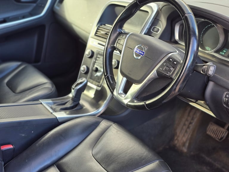 2013 Volvo XC60 D5 [215] SE Lux Nav 5dr AWD Geartronic ESTATE Diesel Automatic
