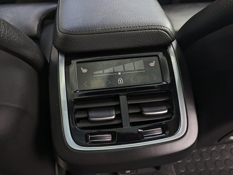 2020 Volvo V60 Cross Country B5 MHEV Estate HYBRID Automatic