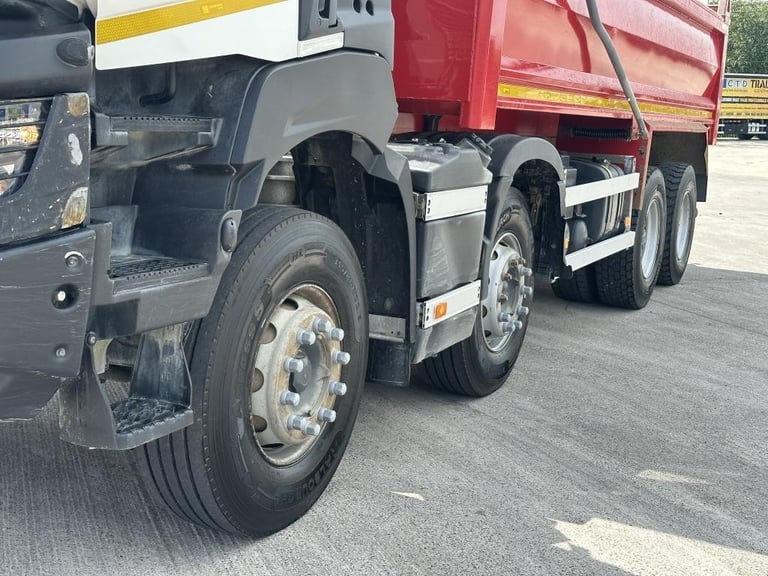 2022 RENAULT K440 8X4 TIPPER