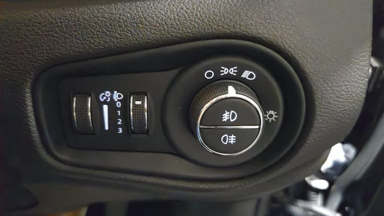 2021 Jeep Renegade 1.0 T3 GSE Limited 5dr-BLACK LEATHER-SAT NAV Manual Hatchback Petrol Manual