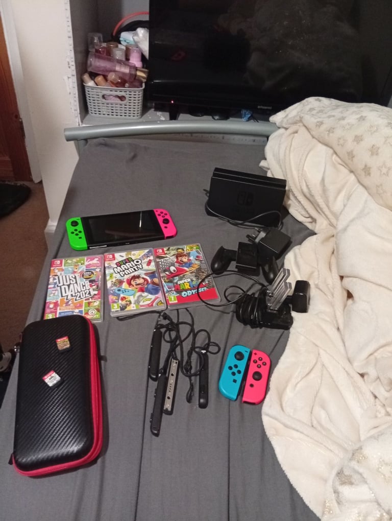 image for Nintendo switch in amazing condition and not used 