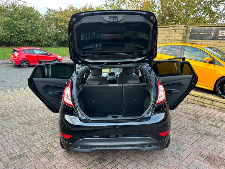 2017 Ford Fiesta 1.0T EcoBoost ST-Line Euro 6 (s/s) 5dr HATCHBACK Petrol Manual