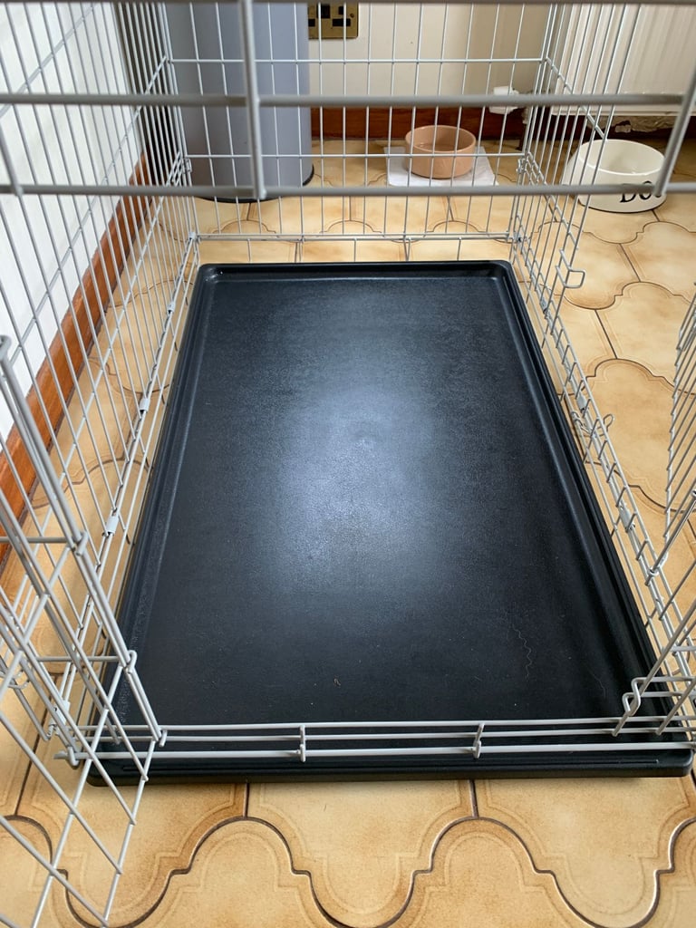 Pets at Home dog cage.
