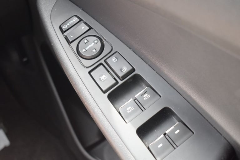 2021 Hyundai TUCSON 1.6 CRDi MHEV SE Nav SUV 5dr Diesel Hybrid Manual Euro 6 (s/s) (115 ps) ESTAT...