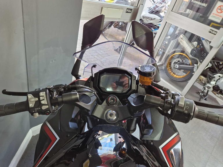 2024 Kawasaki NINJA 1000SX