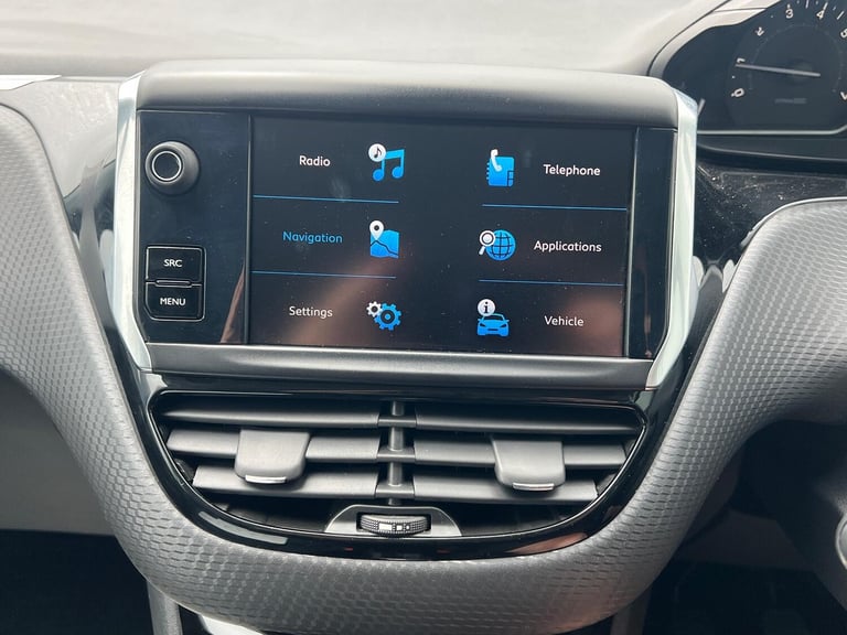 PEUGEOT 208 1.2 PureTech Tech Edition White Manual Petrol 2019