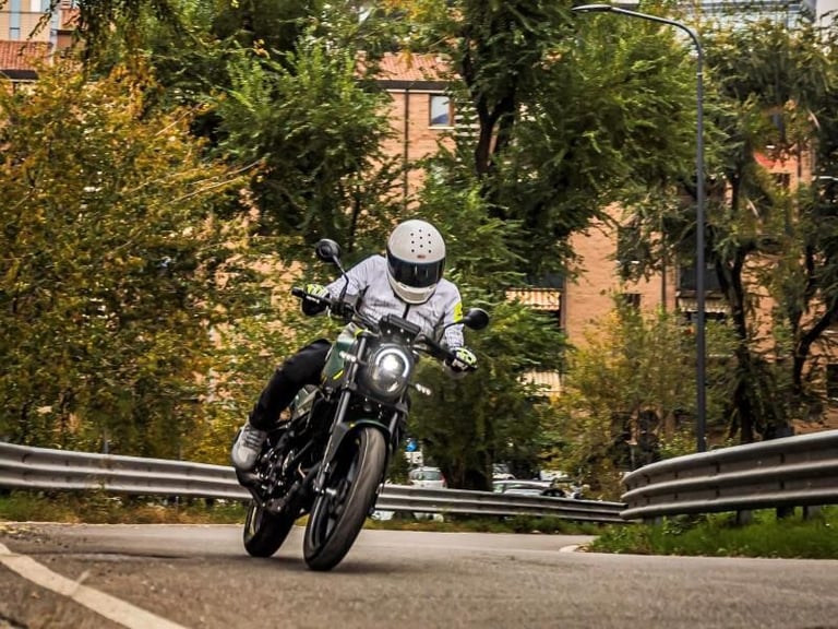 Benelli Leoncino 125cc Learner Legal Motorcycle SAVE £400