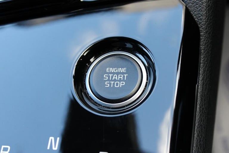 2024 Kia Sportage 1.6 T Gdi 13.8kwh Gt Line Suv 5dr Petrol Plug In Hybrid Auto Awd Euro 6 (s/ EST...