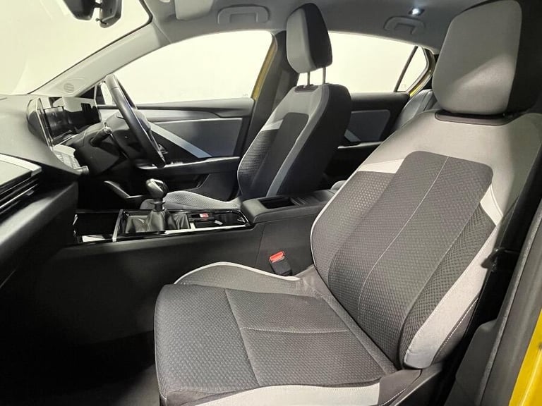 2022 Vauxhall Astra 1.2 Turbo Design Hatchback 5dr Petrol Manual Euro 6 (s/s) (130 Ps) HATCHBACK ...