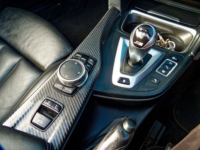 2015 M BMW M4 3.0 BITURBO CONVERTIBLE 2DR PETROL DCT EURO 6 (S/S) (431 PS)