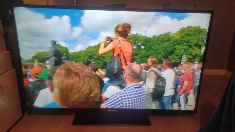 FREE DELIVERY excellent 50 BLAUPUNKT LED full HDTV 1080p freeveiw channels inbuilt 