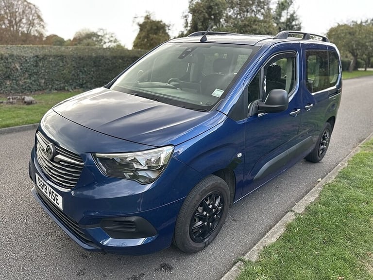 2019 Vauxhall Combo Life Turbo Design MPV Petrol Manual