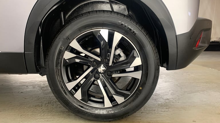 2022 Peugeot 2008 1.2 PureTech Allure Premium SUV 5dr Petrol Manual Euro 6 (s/s) (100 ps) SUV Pet...