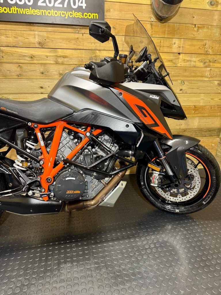 KTM 1290 Super Duke GT / 2016 model / covered 28.3k miles 