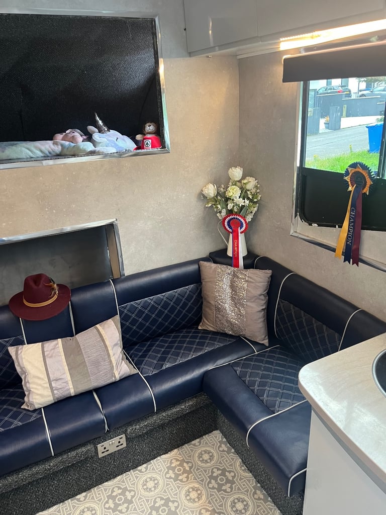 Horse lorry 7.5T