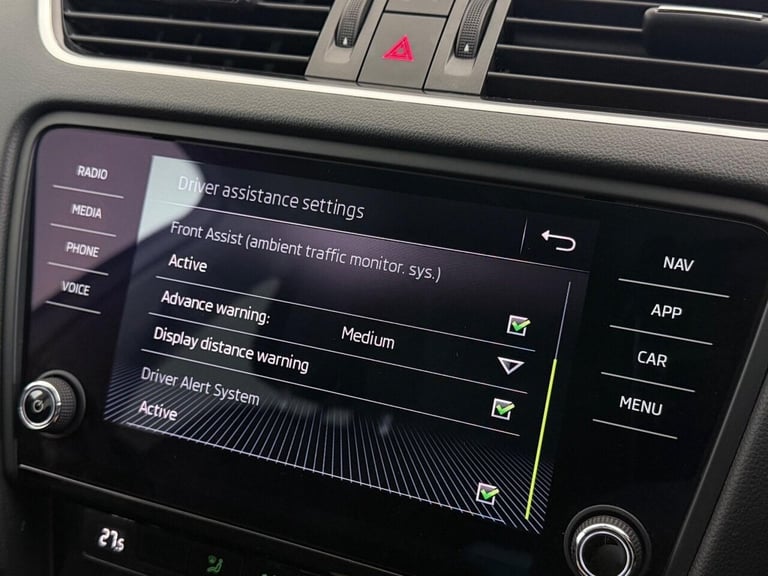 2019 Skoda Octavia 1.6 TDI SE Technology Euro 6 (s/s) 5dr Estate Diesel Manual
