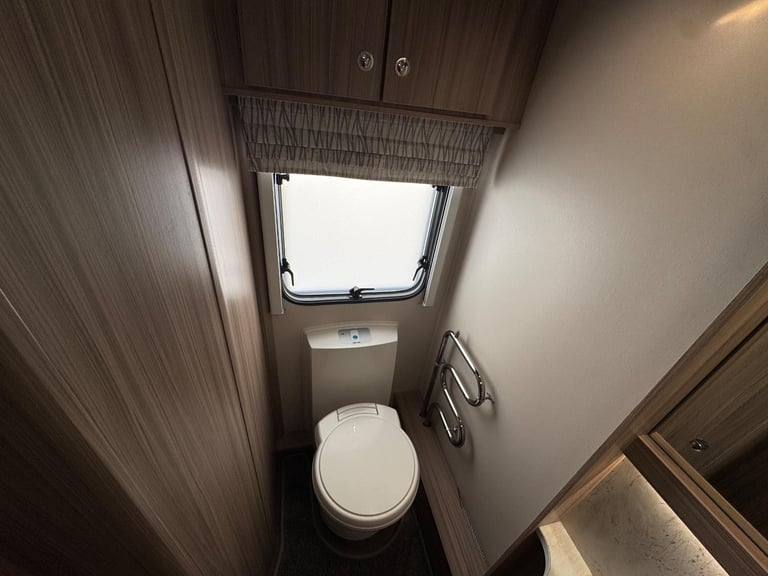 Coachman Acadia 630 Xtra / 5  - 8 ft WIDE 2022
