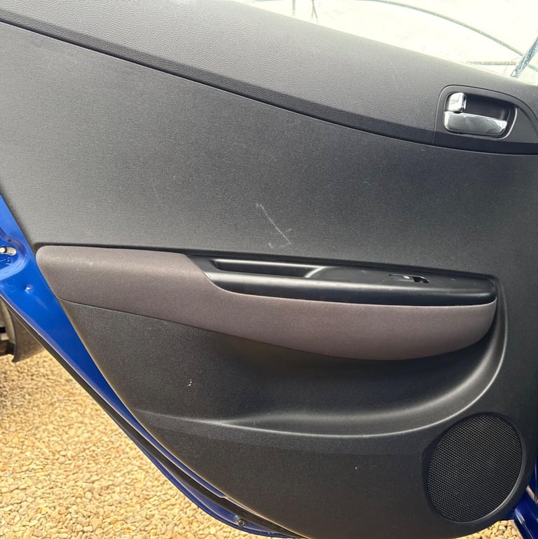 2011 Hyundai i20 1.4 Comfort Euro 5 5dr HATCHBACK Petrol Manual