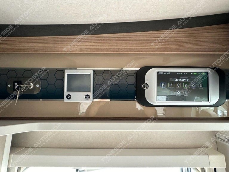 24 SWIFT KON-TIKI SWIFT KON-TIKI 774 6 BERTH MOTORHOME DIESEL