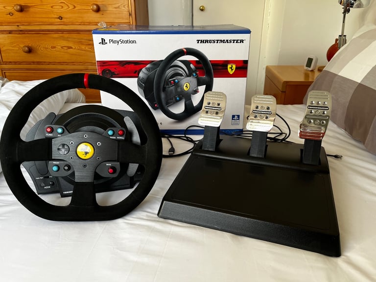 image for Thrustmaster T300 alcantara edition PS4 & 5 / PC